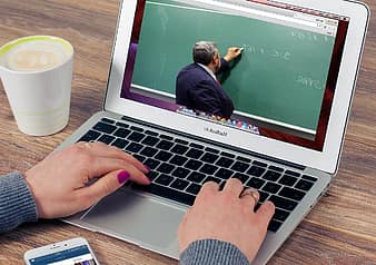 Staying successful in online classes: Tips for instructors and students
